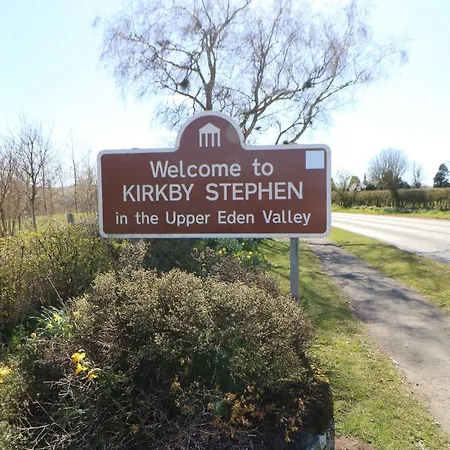 89 High Street Дом отдыха Киркби-Стивен