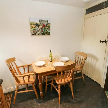 89 High Street Holiday home *