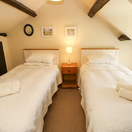 89 High Street Holiday home *