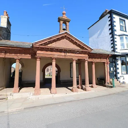 89 High Street Holiday home *